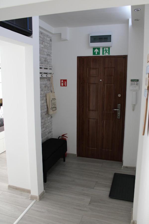 Izzy Apartament Διαμέρισμα Μίσκολτς Εξωτερικό φωτογραφία