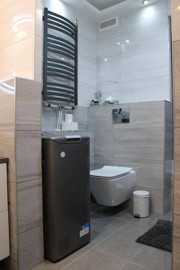 Izzy Apartament Διαμέρισμα Μίσκολτς Εξωτερικό φωτογραφία