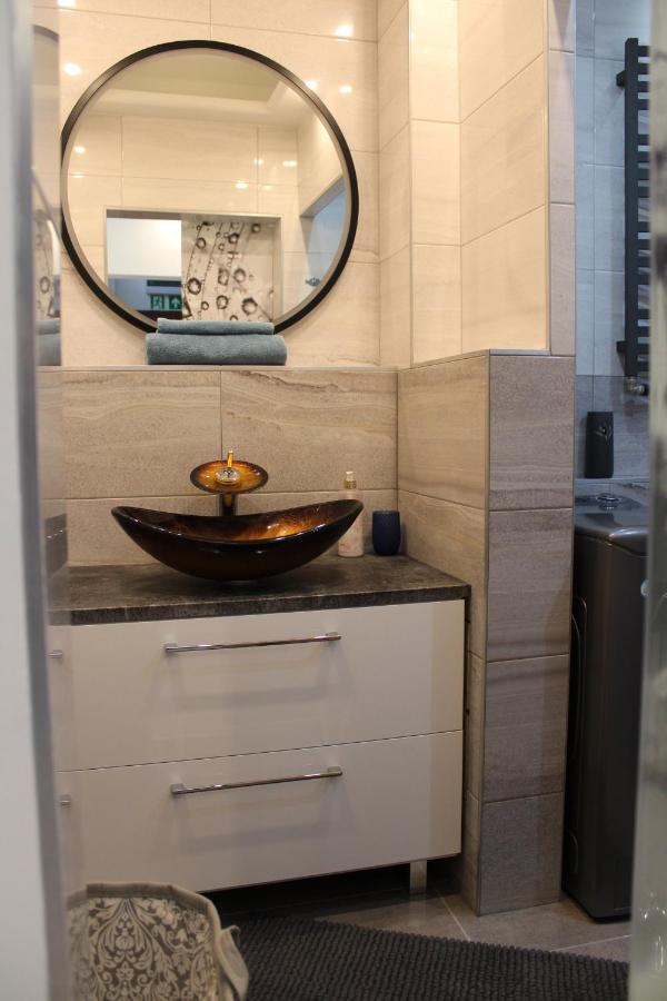 Izzy Apartament Διαμέρισμα Μίσκολτς Εξωτερικό φωτογραφία