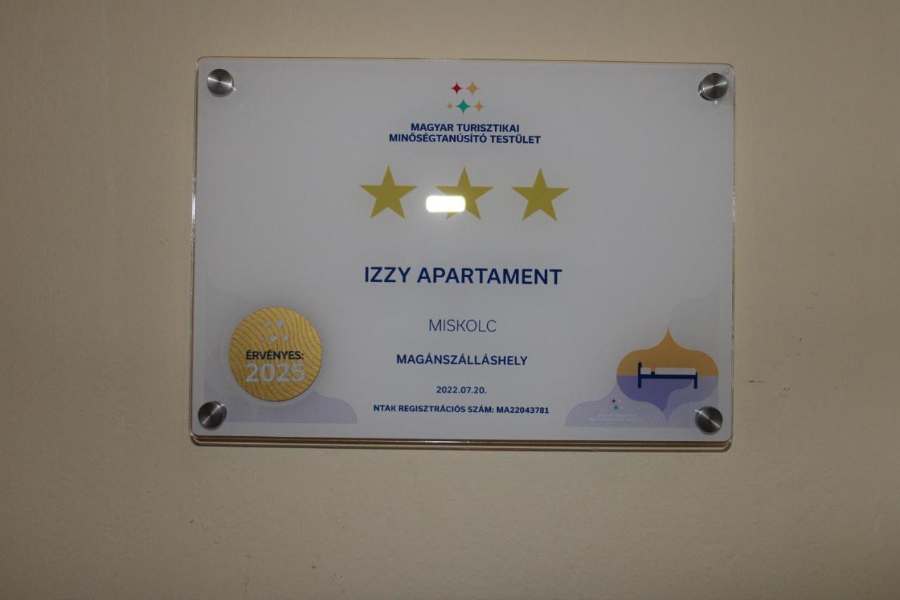 Izzy Apartament Διαμέρισμα Μίσκολτς Εξωτερικό φωτογραφία